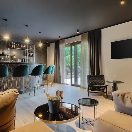 Nicol Tireli Villa Krsan