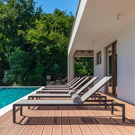 Villa Nicol Tireli