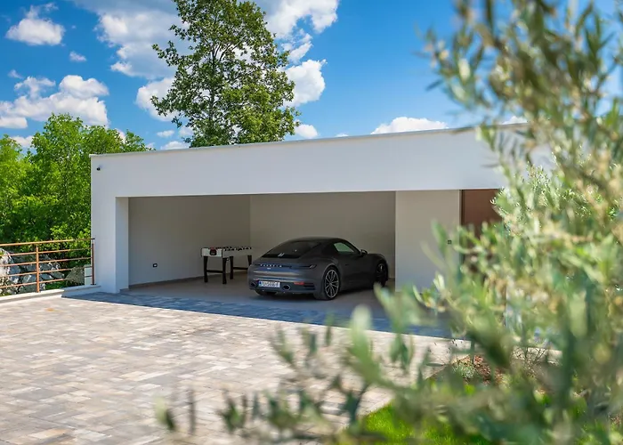 Nicol Tireli Villa Kršan