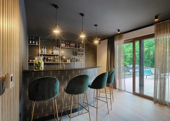 Villa Nicol Tireli *